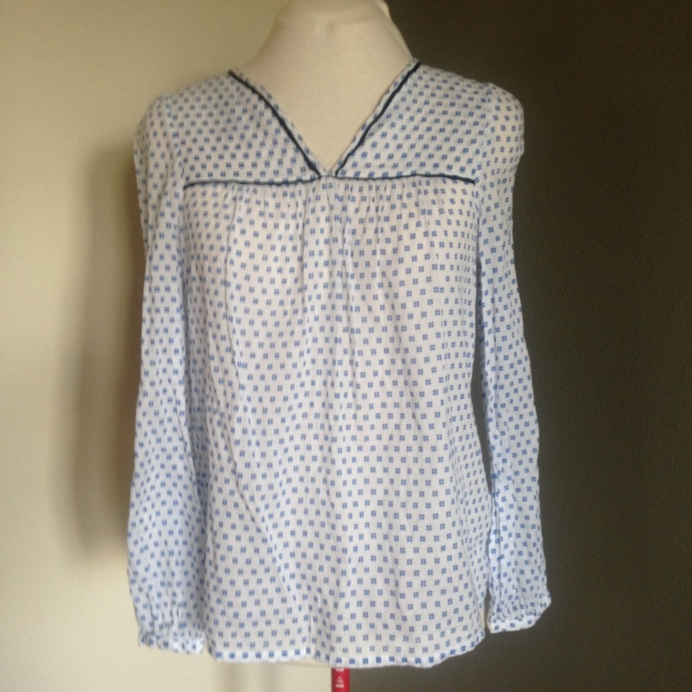 Peasant Top Blu and White